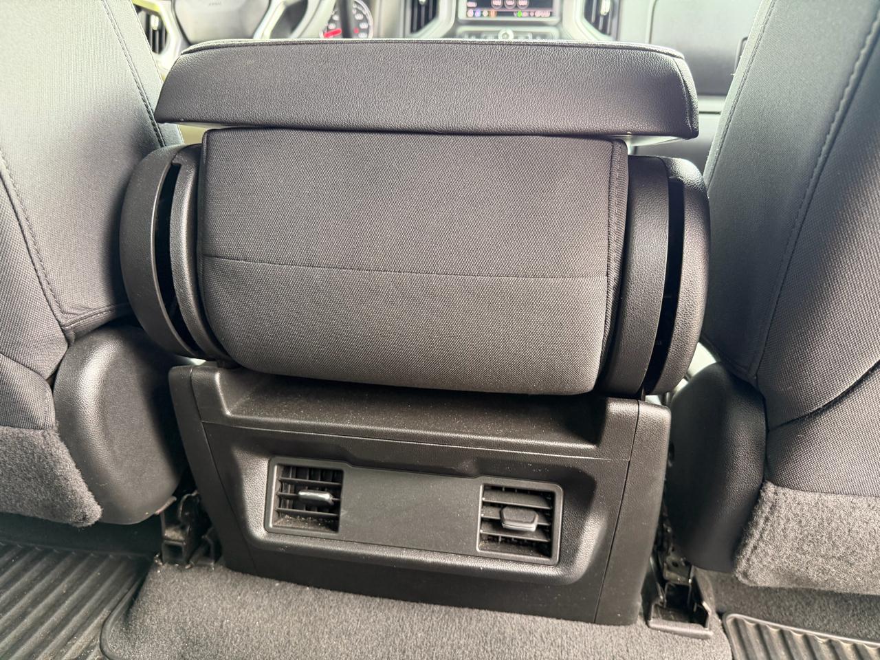 Chevrolet Silverado 1500 4WD Crew Cab 147" Custom 2021