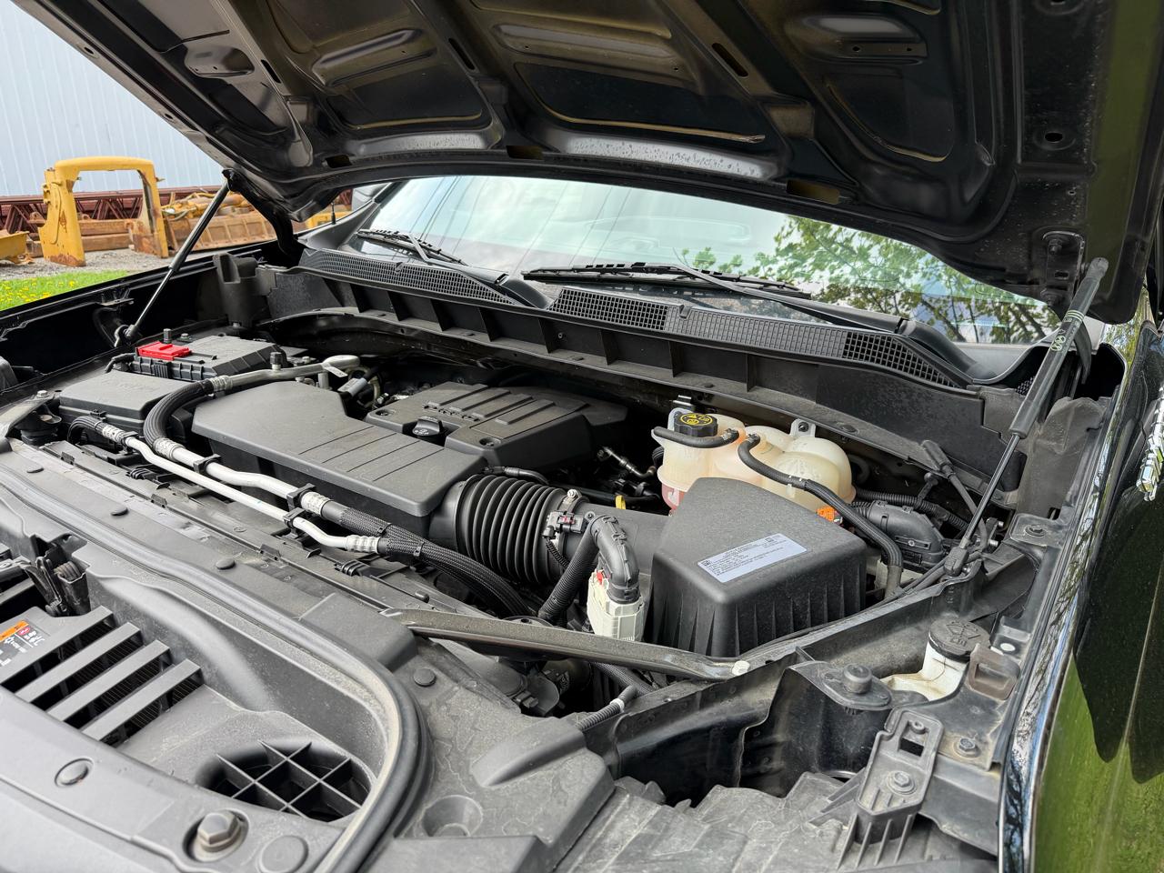 Chevrolet Silverado 1500 4WD Crew Cab 147" Custom 2021