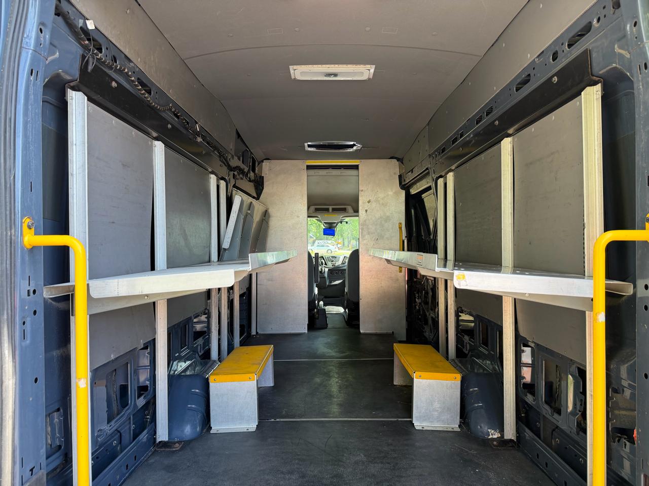 Ford Transit 250 Van High Roof w/Sliding Pass. 148-in. WB 2019