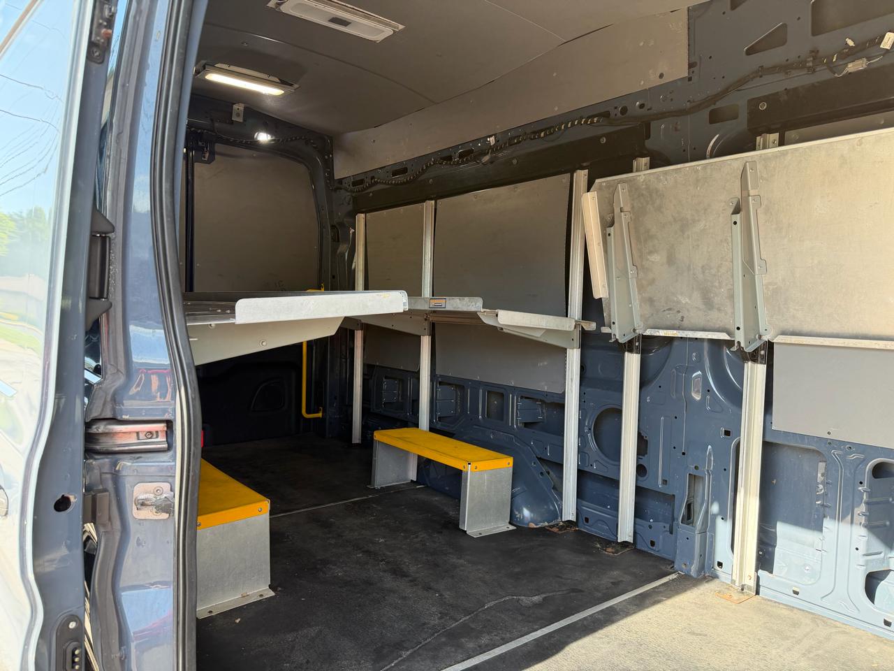 Ford Transit 250 Van High Roof w/Sliding Pass. 148-in. WB 2019