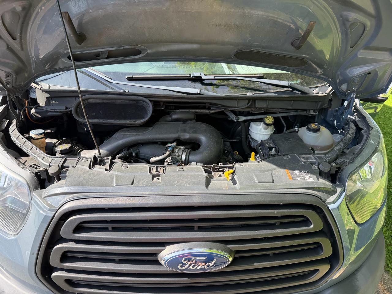 Ford Transit 250 Van High Roof w/Sliding Pass. 148-in. WB 2019
