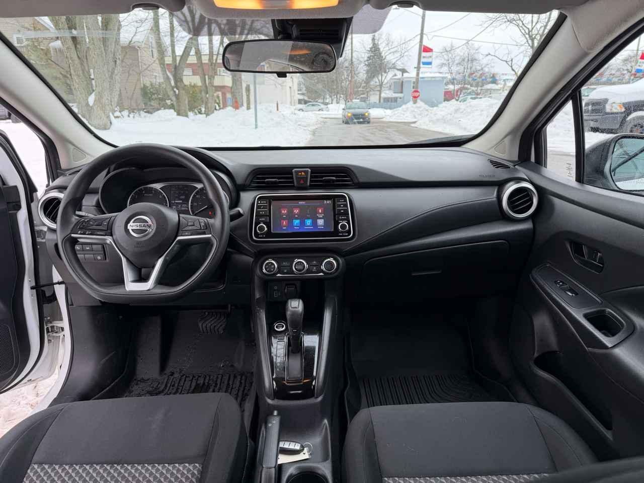 Nissan Versa S 2021