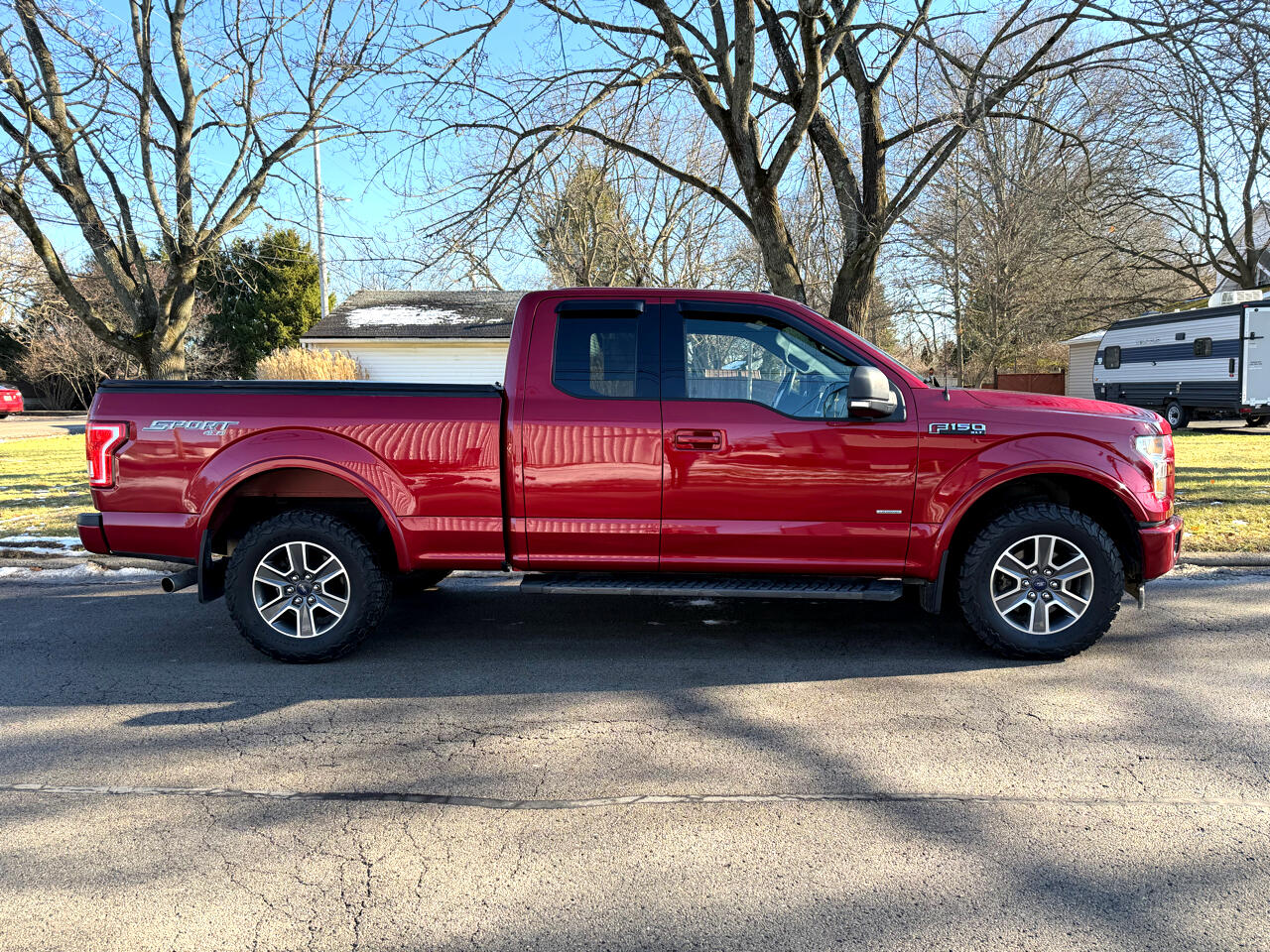Ford F-150 4WD SuperCab 145" XLT 2017