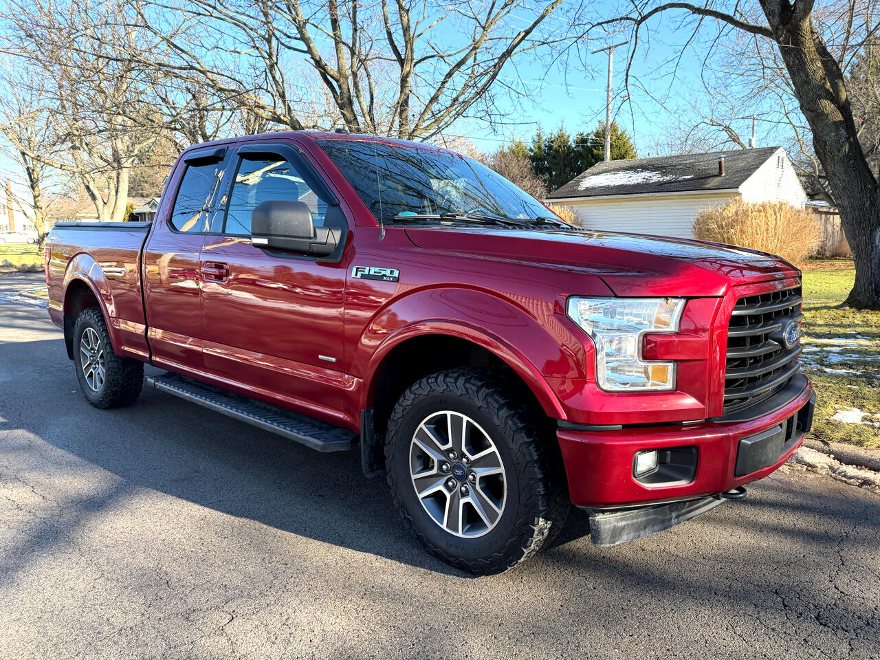 Ford F-150 4WD SuperCab 145" XLT 2017