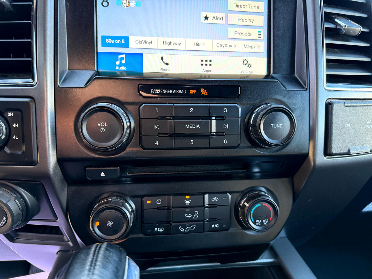 Ford F-150 4WD SuperCab 145" XLT 2017