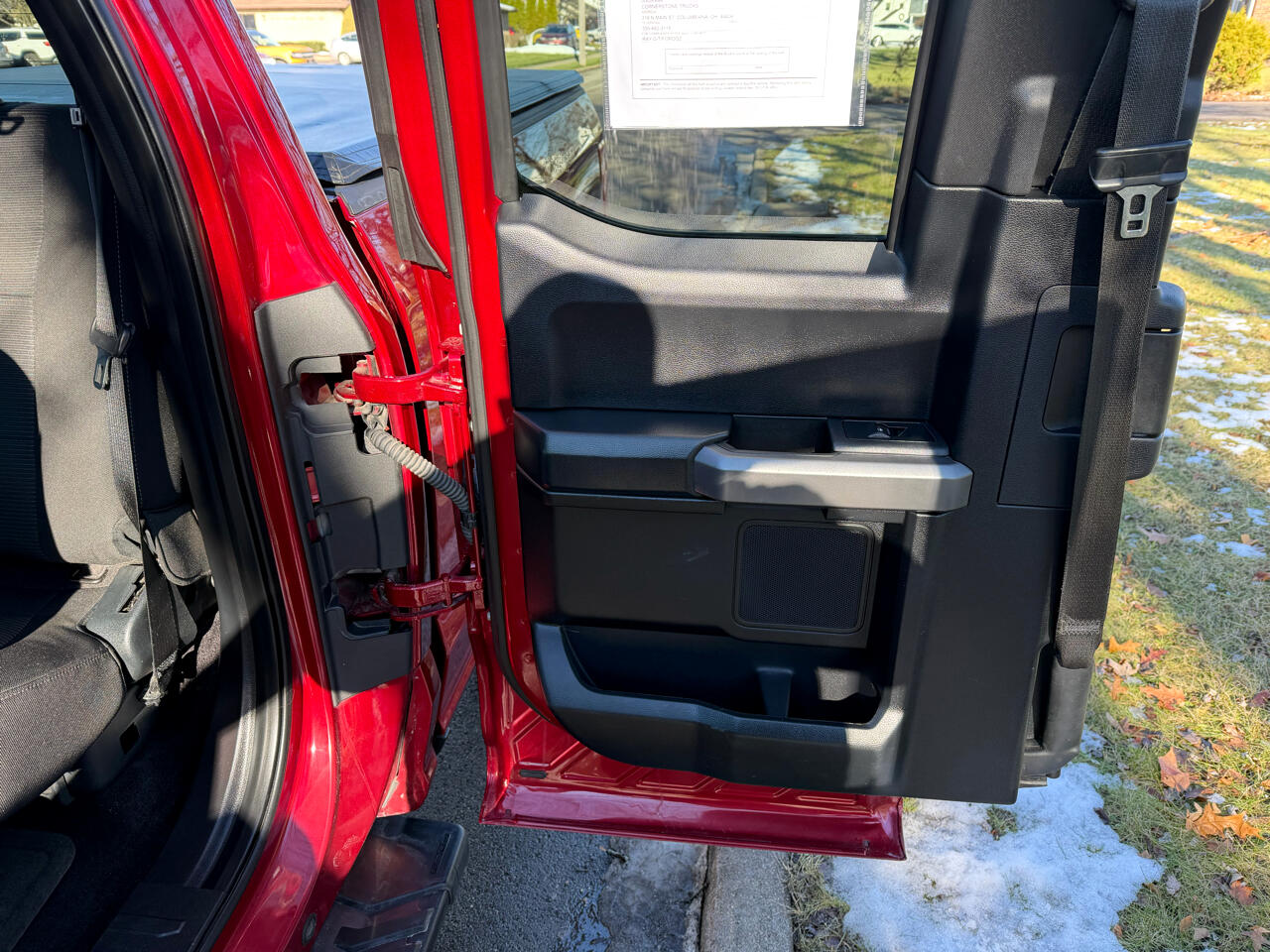 Ford F-150 4WD SuperCab 145" XLT 2017