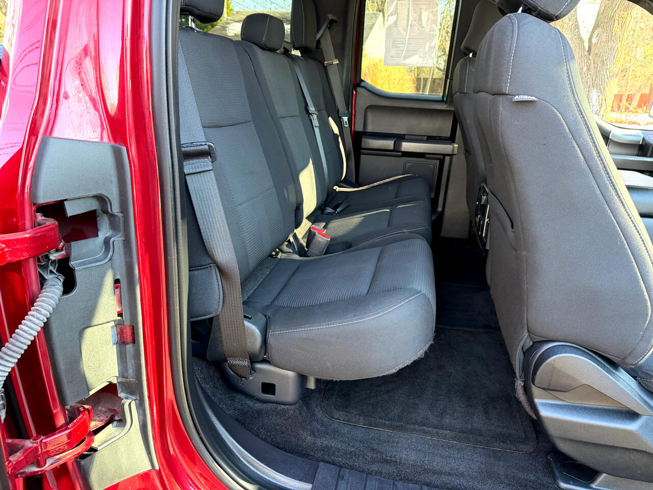 Ford F-150 4WD SuperCab 145" XLT 2017