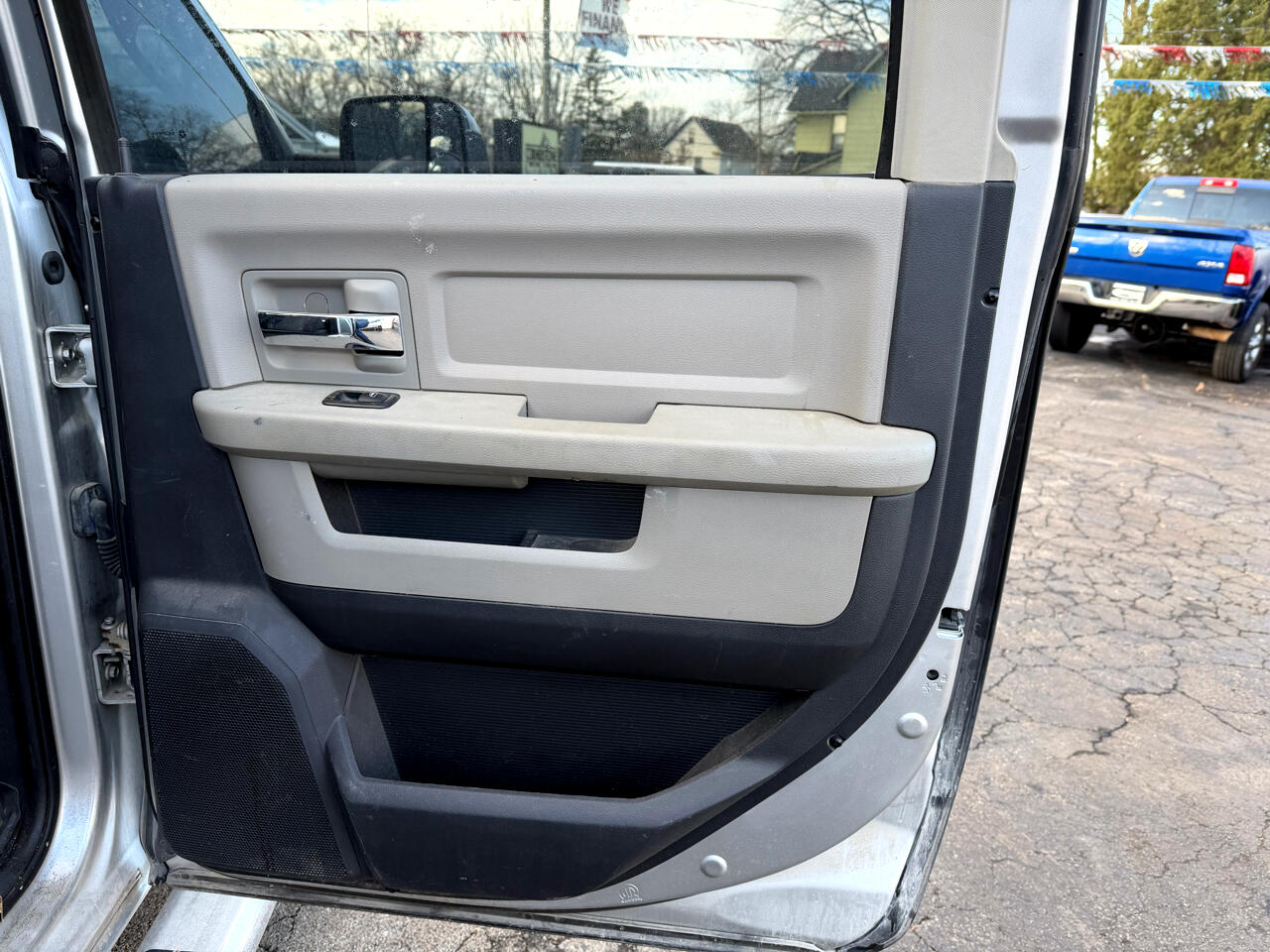 Dodge 3500 SLT Crew Cab LWB 4WD DRW 2012