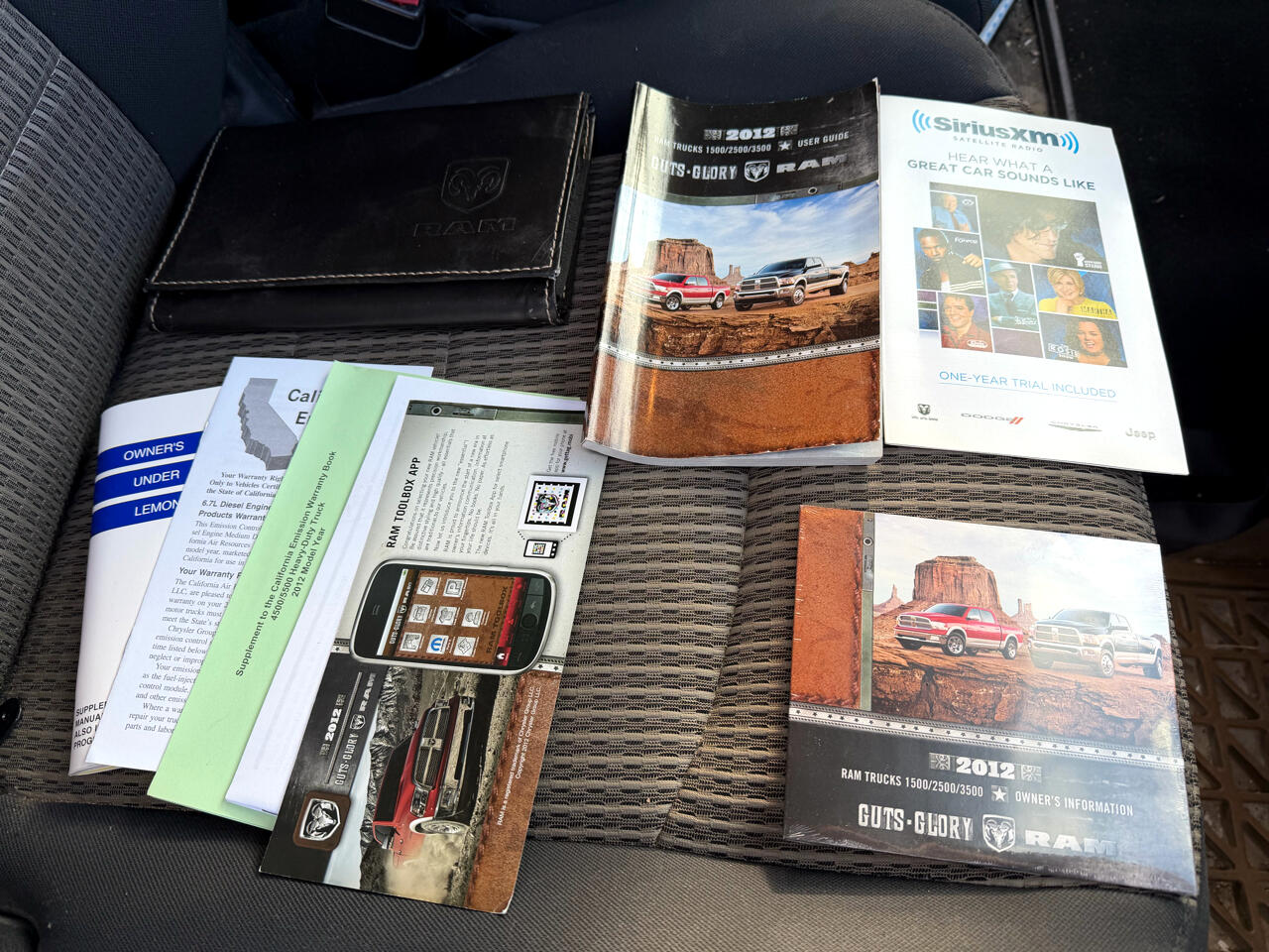 Dodge 3500 SLT Crew Cab LWB 4WD DRW 2012