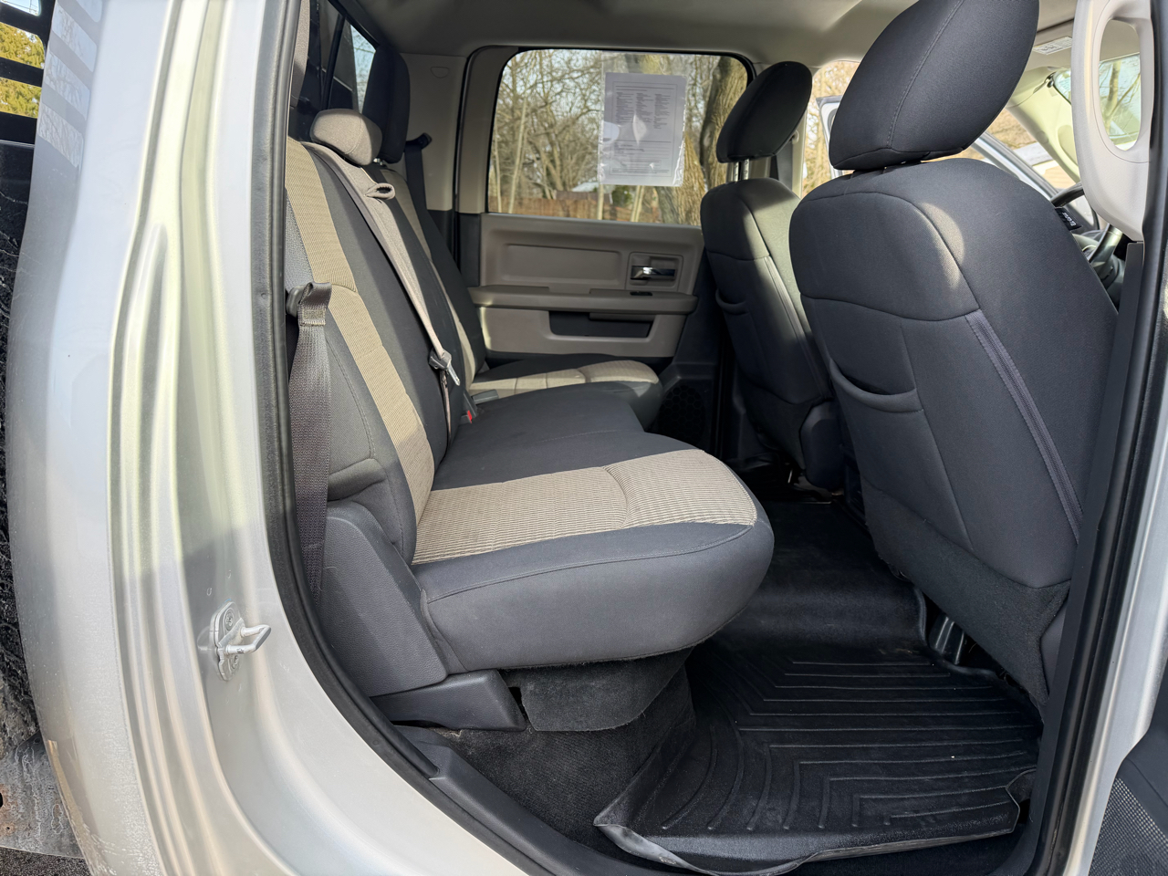 Dodge 3500 SLT Crew Cab LWB 4WD DRW 2012