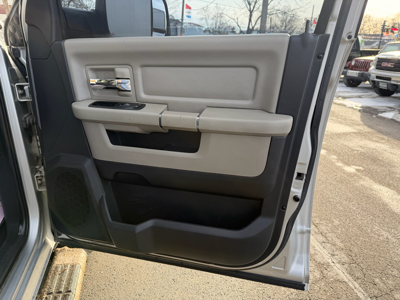 Dodge 3500 SLT Crew Cab LWB 4WD DRW 2012