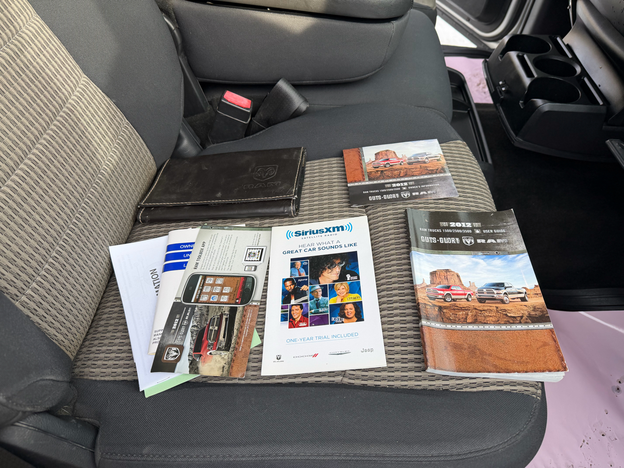 Dodge 3500 SLT Crew Cab LWB 4WD DRW 2012