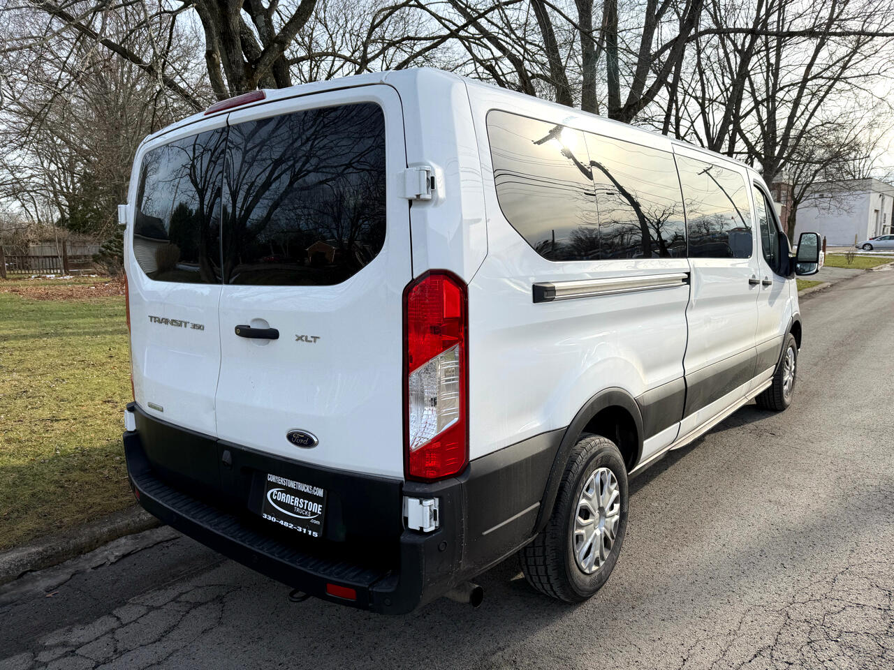 Ford Transit 350 Van Med. Roof w/Sliding Pass. 148-in. WB 2023