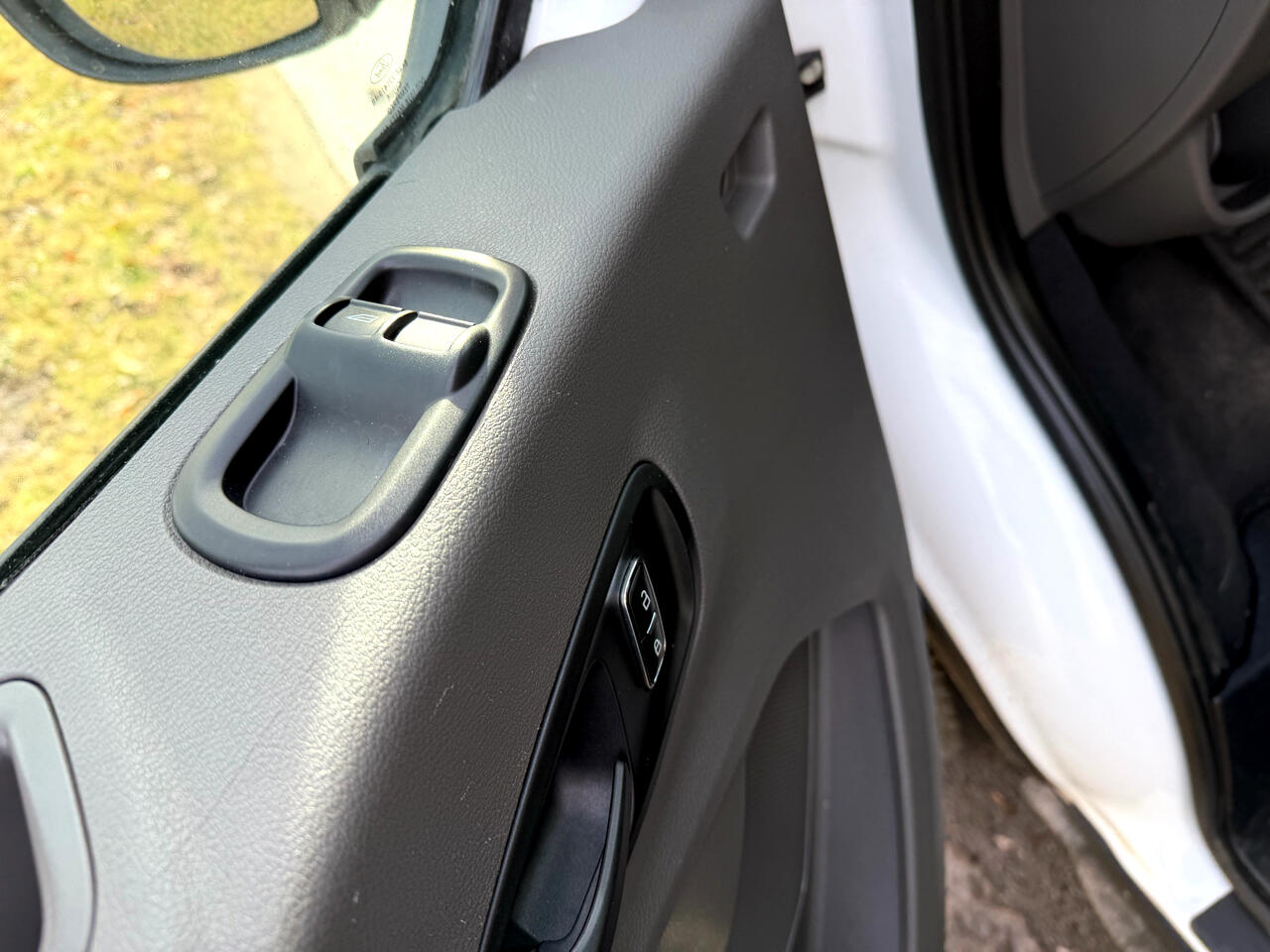 Ford Transit 350 Van Med. Roof w/Sliding Pass. 148-in. WB 2023