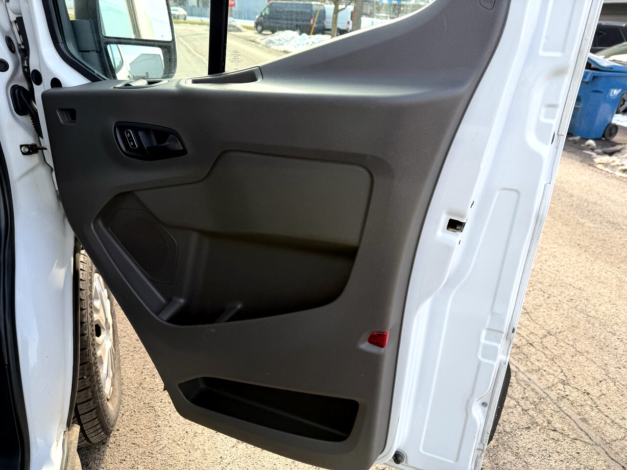 Ford Transit 350 Van Med. Roof w/Sliding Pass. 148-in. WB 2023