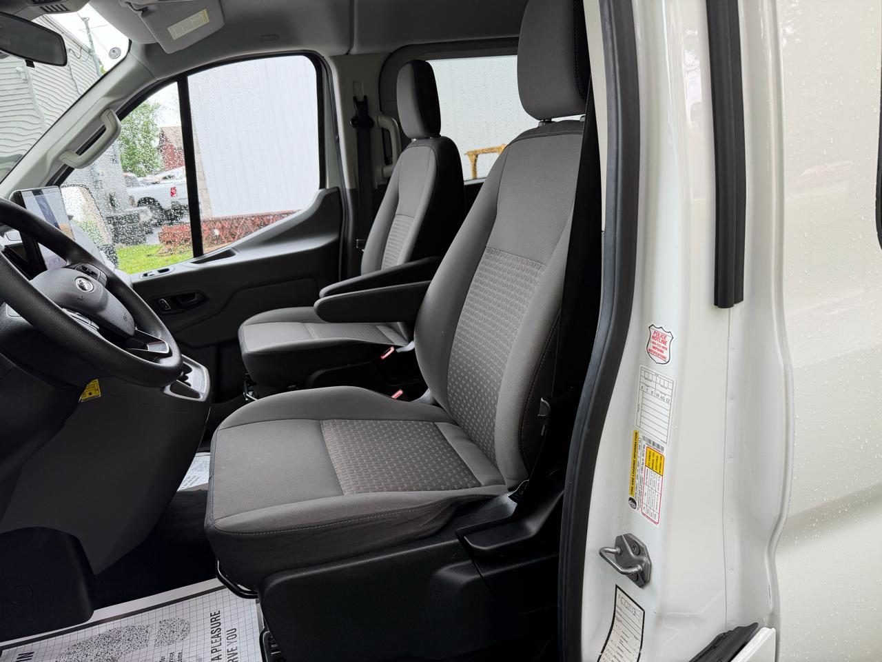 Ford Transit  2023
