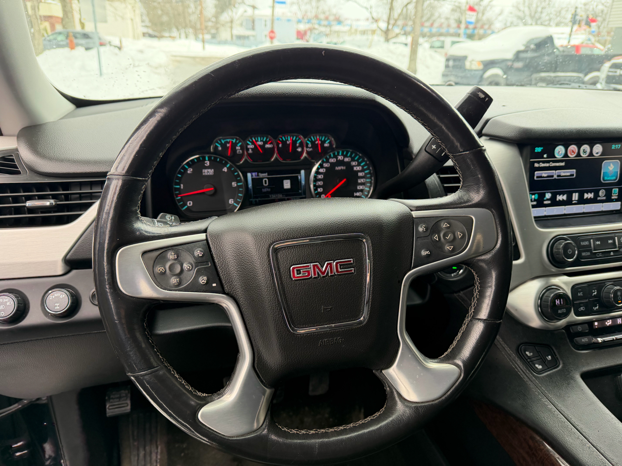 GMC Yukon SLT-1 4WD 2017