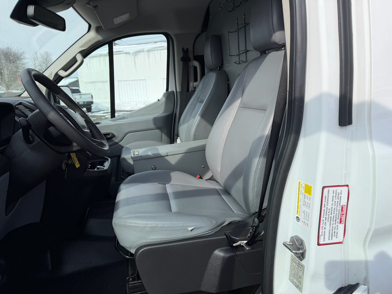 Ford Transit 250 Van Low Roof w/Sliding Pass. 130-in. WB 2019