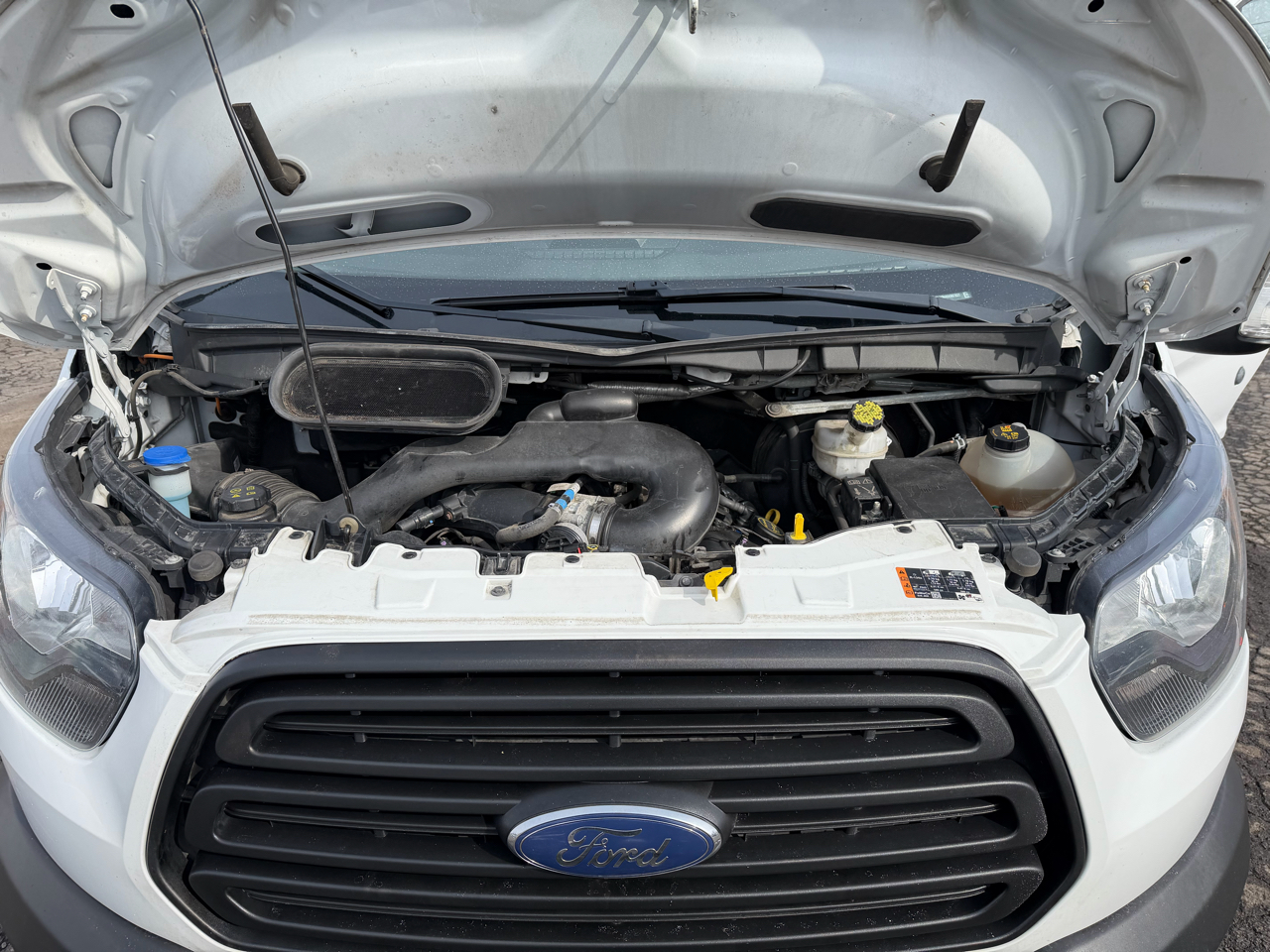 Ford Transit 250 Van Low Roof w/Sliding Pass. 130-in. WB 2019