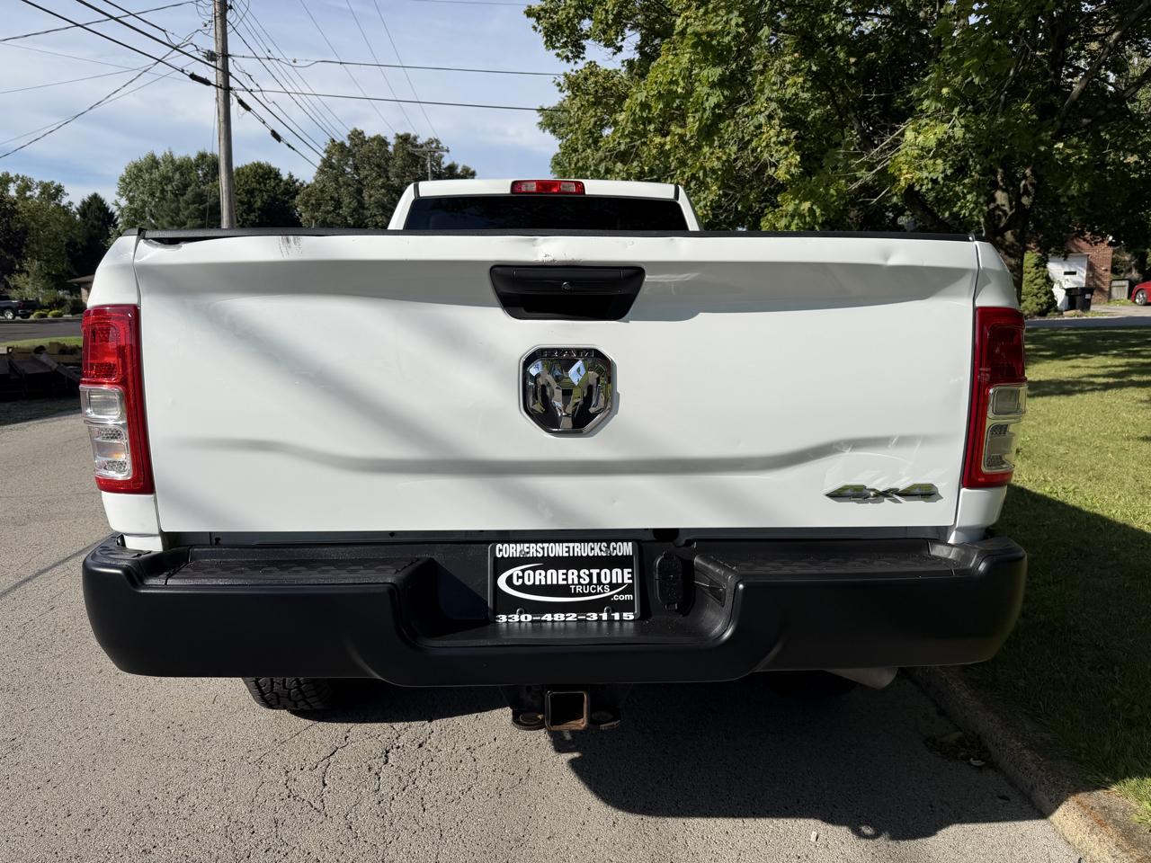 RAM 3500 Tradesman 4x4 Crew Cab 8' Box 2022