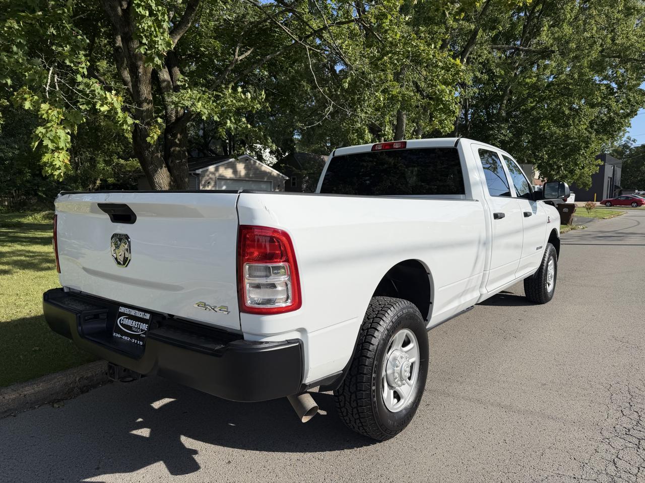 RAM 3500 Tradesman 4x4 Crew Cab 8' Box 2022
