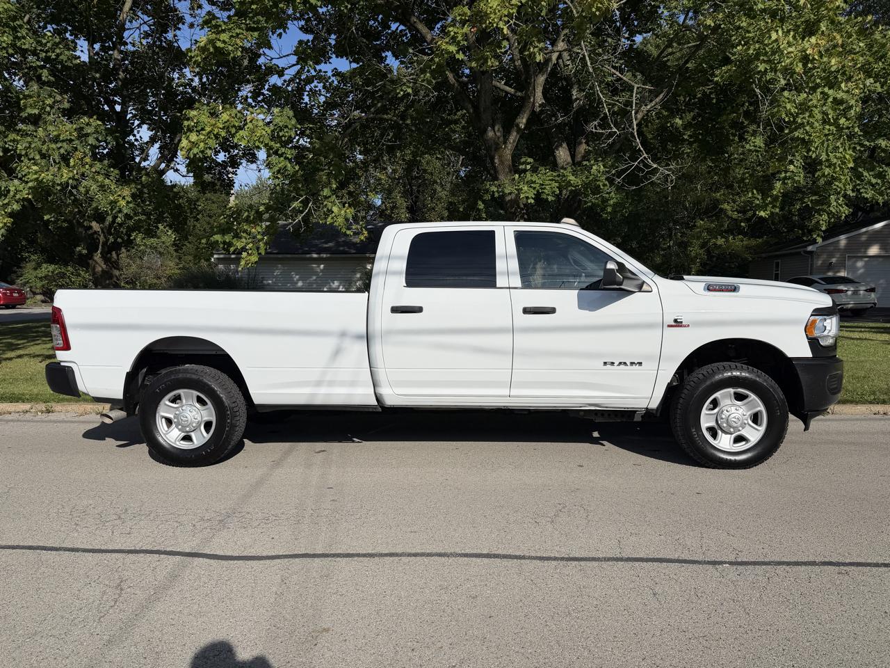 RAM 3500 Tradesman 4x4 Crew Cab 8' Box 2022