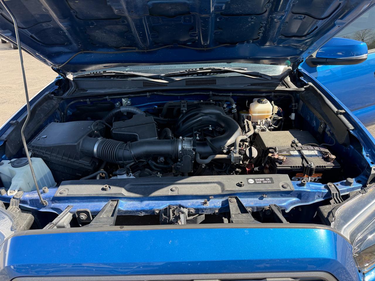 Toyota Tacoma 4WD Double Cab V6 AT TRD Off Road (Natl) 2017