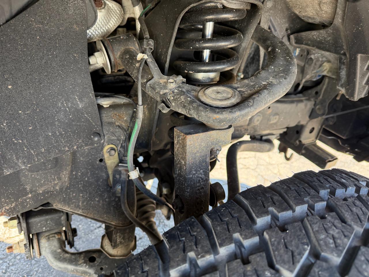 Toyota Tacoma 4WD Double Cab V6 AT TRD Off Road (Natl) 2017