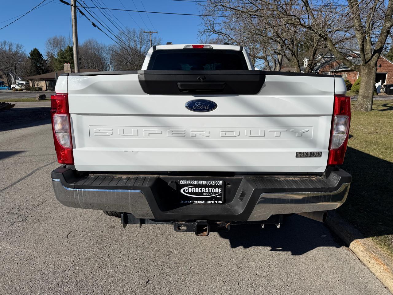 Ford Super Duty F-250 SRW XL 4WD SuperCab 8' Box 2022