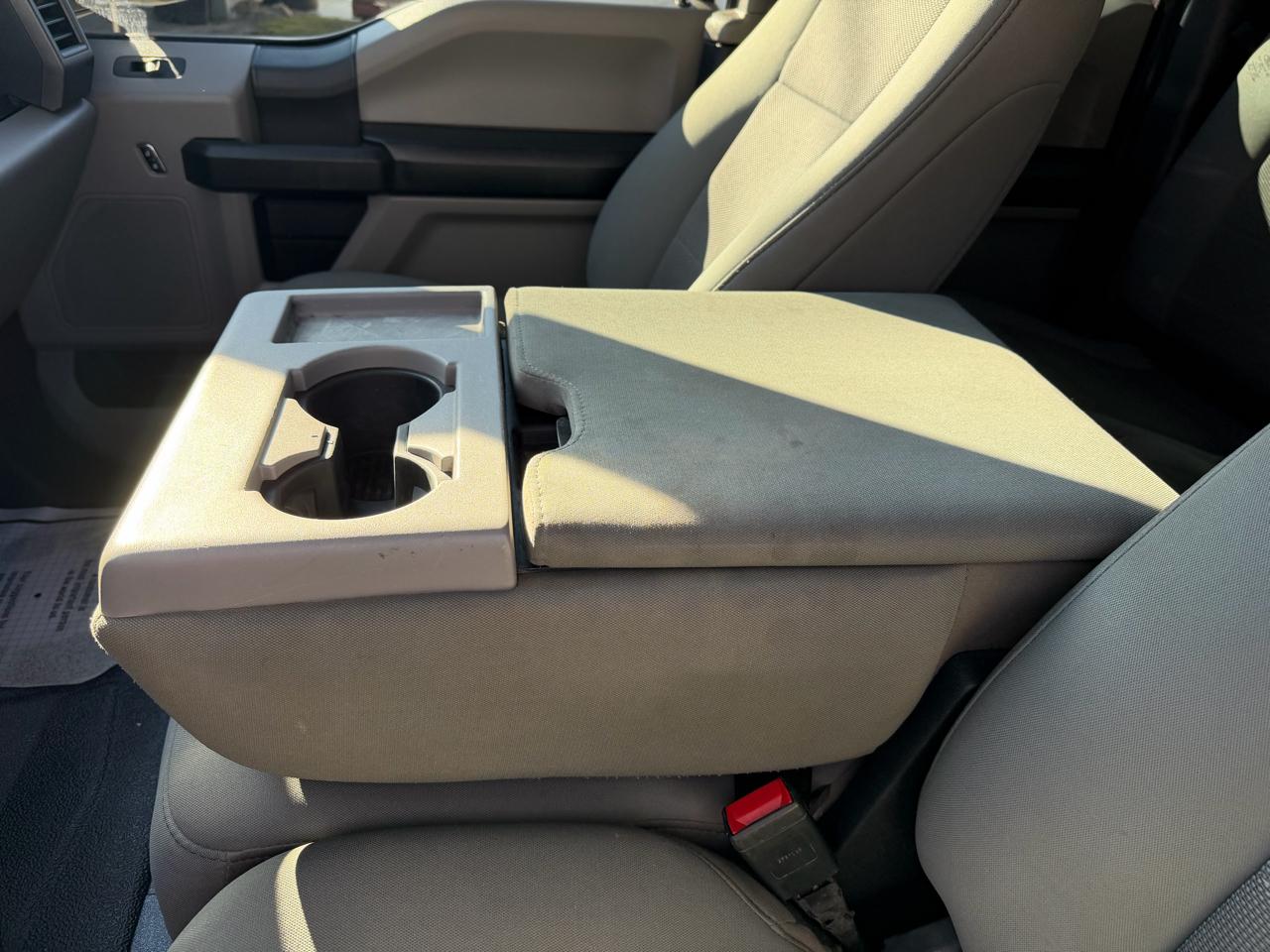 Ford Super Duty F-250 SRW XL 4WD SuperCab 8' Box 2022