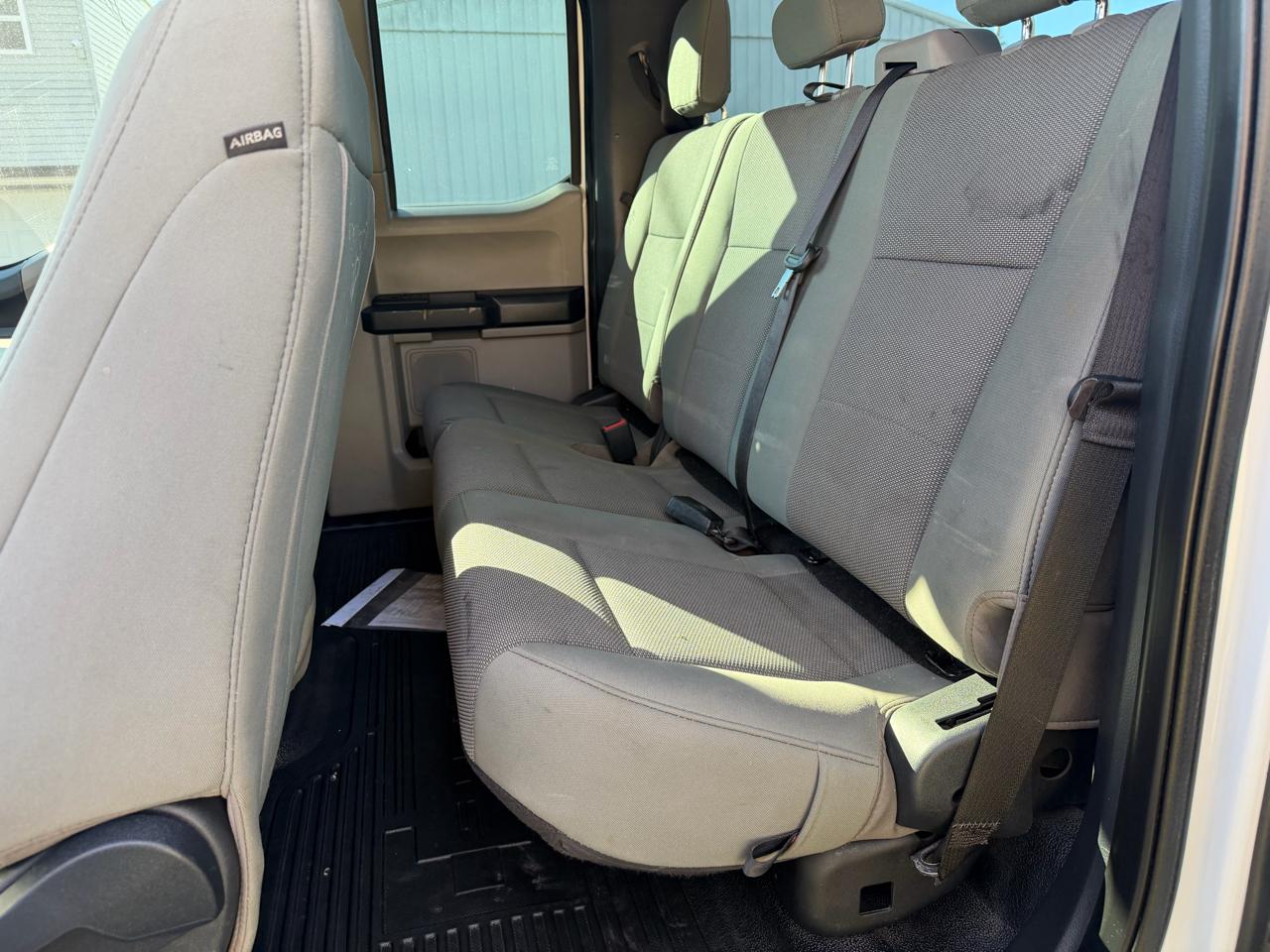 Ford Super Duty F-250 SRW XL 4WD SuperCab 8' Box 2022