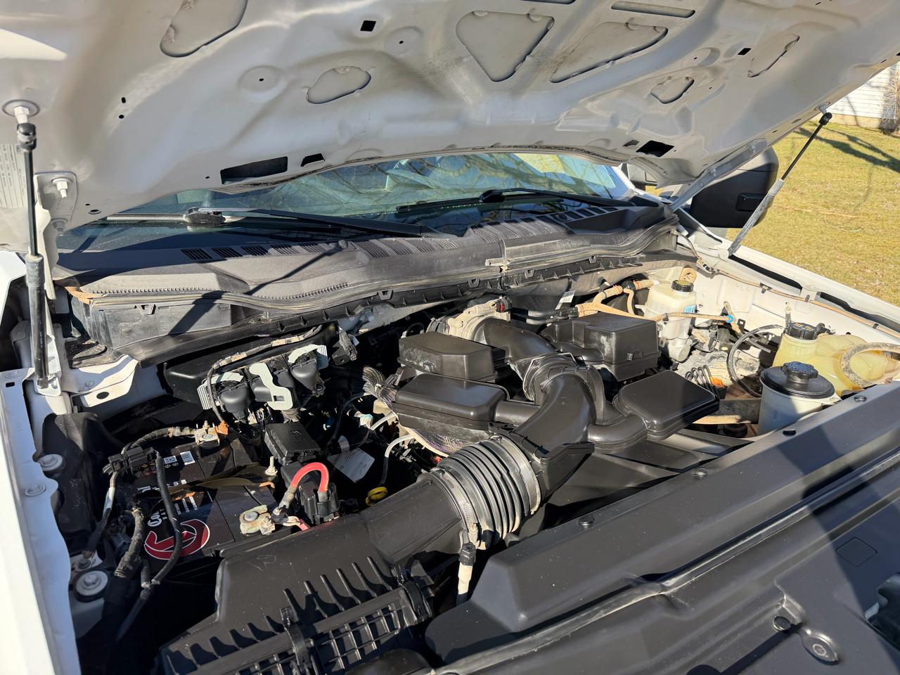 Ford Super Duty F-250 SRW XL 4WD SuperCab 8' Box 2022