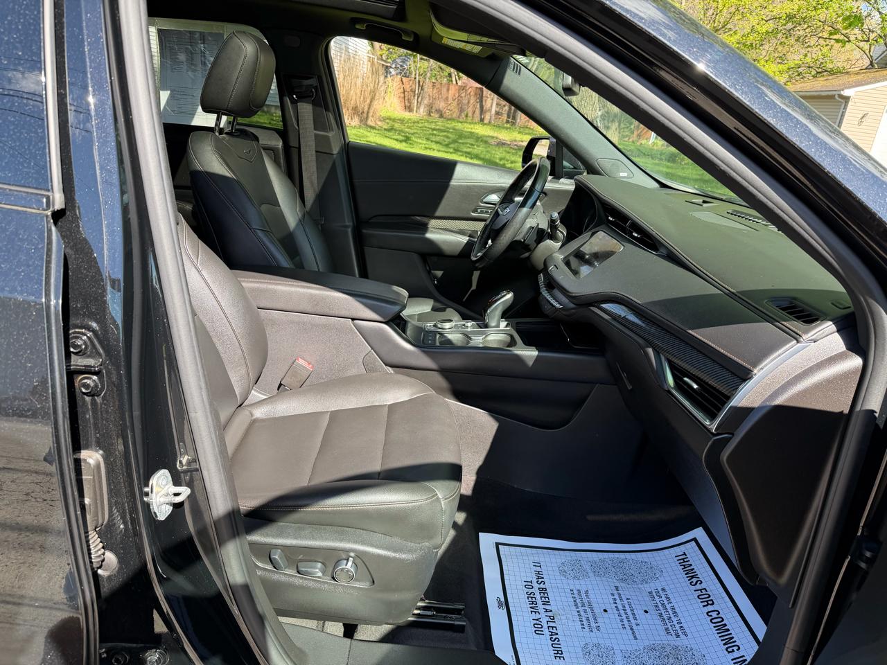 Cadillac XT4 Sport 4D SUV FWD 2020