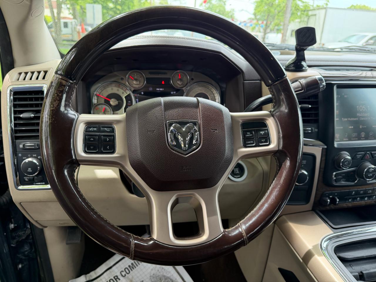 RAM 2500 4WD Crew Cab 149" Laramie Longhorn 2016