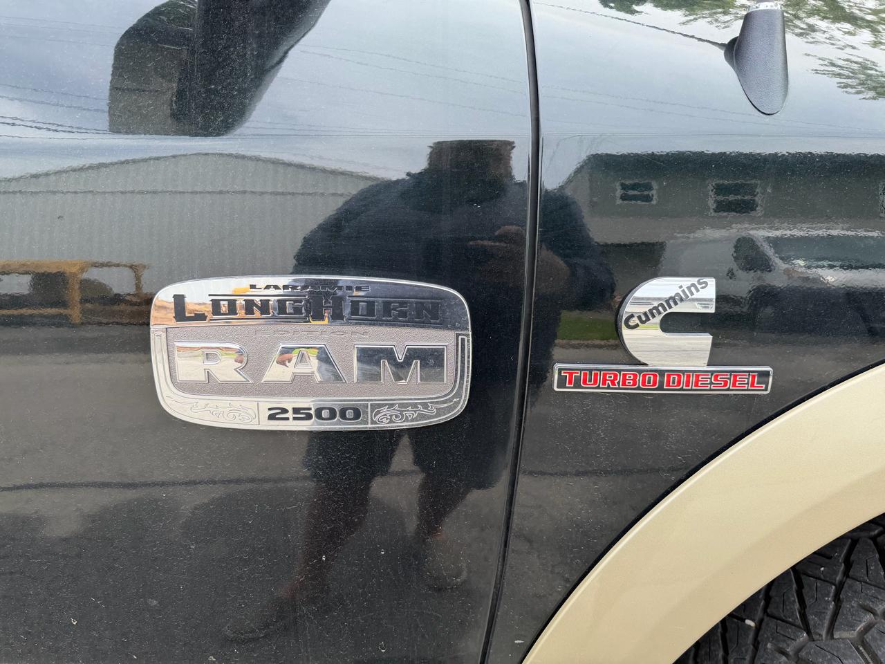 RAM 2500 4WD Crew Cab 149" Laramie Longhorn 2016