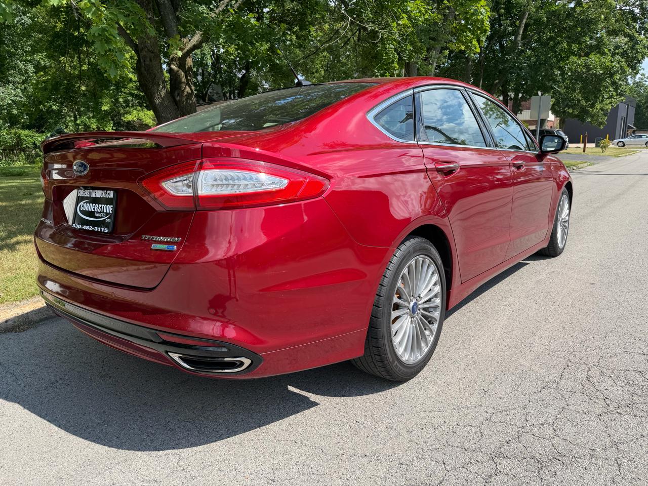Ford Fusion 4dr Sdn Titanium AWD 2015