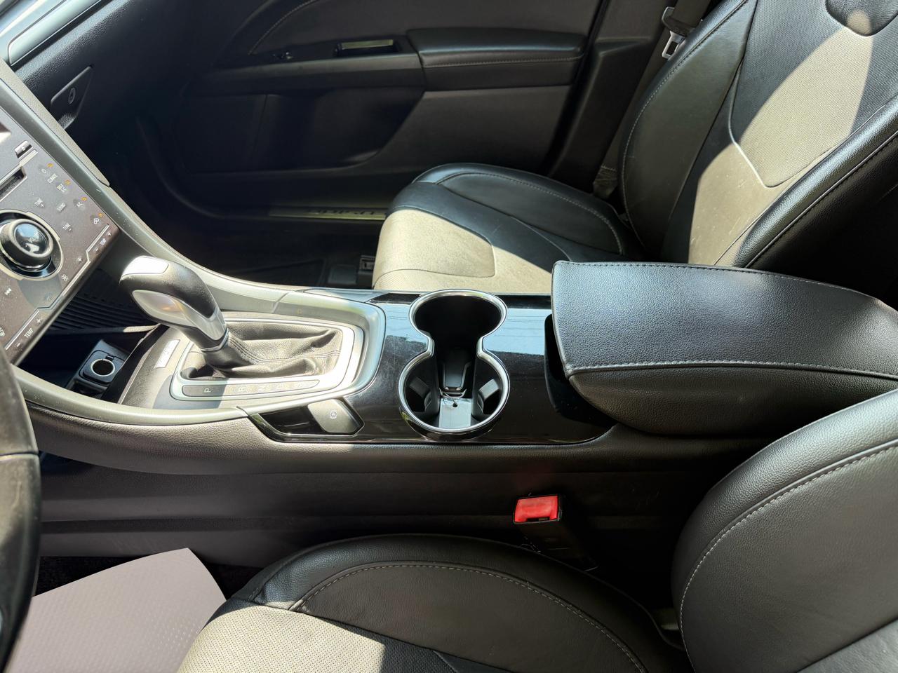 Ford Fusion 4dr Sdn Titanium AWD 2015