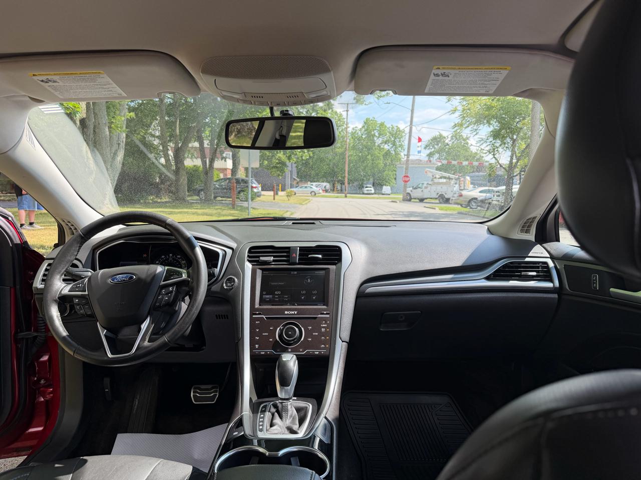 Ford Fusion 4dr Sdn Titanium AWD 2015
