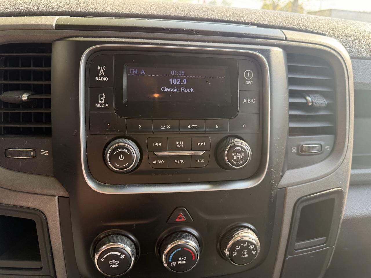 RAM 2500 4WD Crew Cab 149" Tradesman 2013