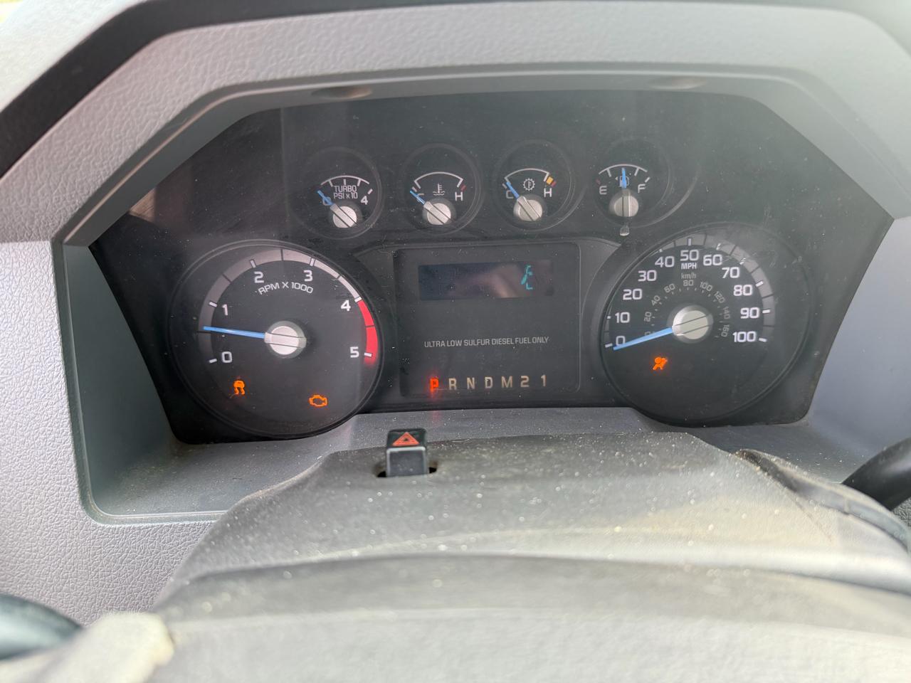 Ford Super Duty F-250 SRW 4WD Crew Cab 172" XL 2015