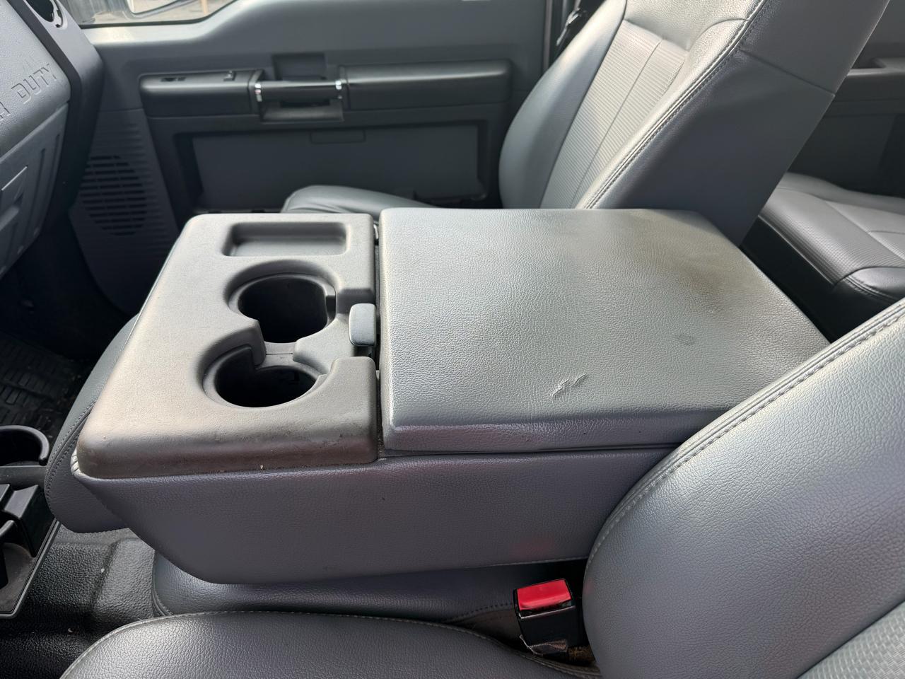 Ford Super Duty F-250 SRW 4WD Crew Cab 172" XL 2015