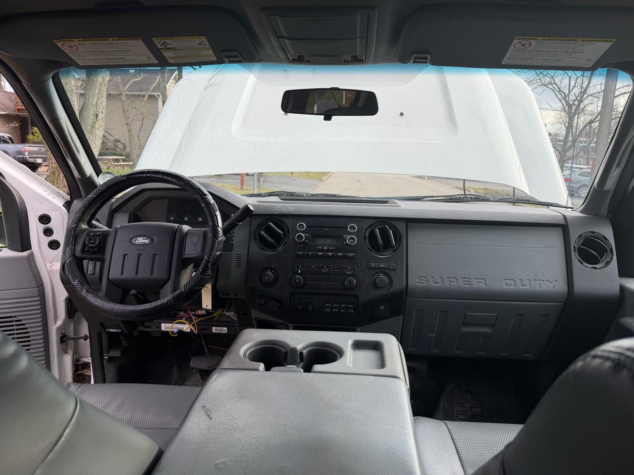 Ford Super Duty F-250 SRW 4WD Crew Cab 172" XL 2015