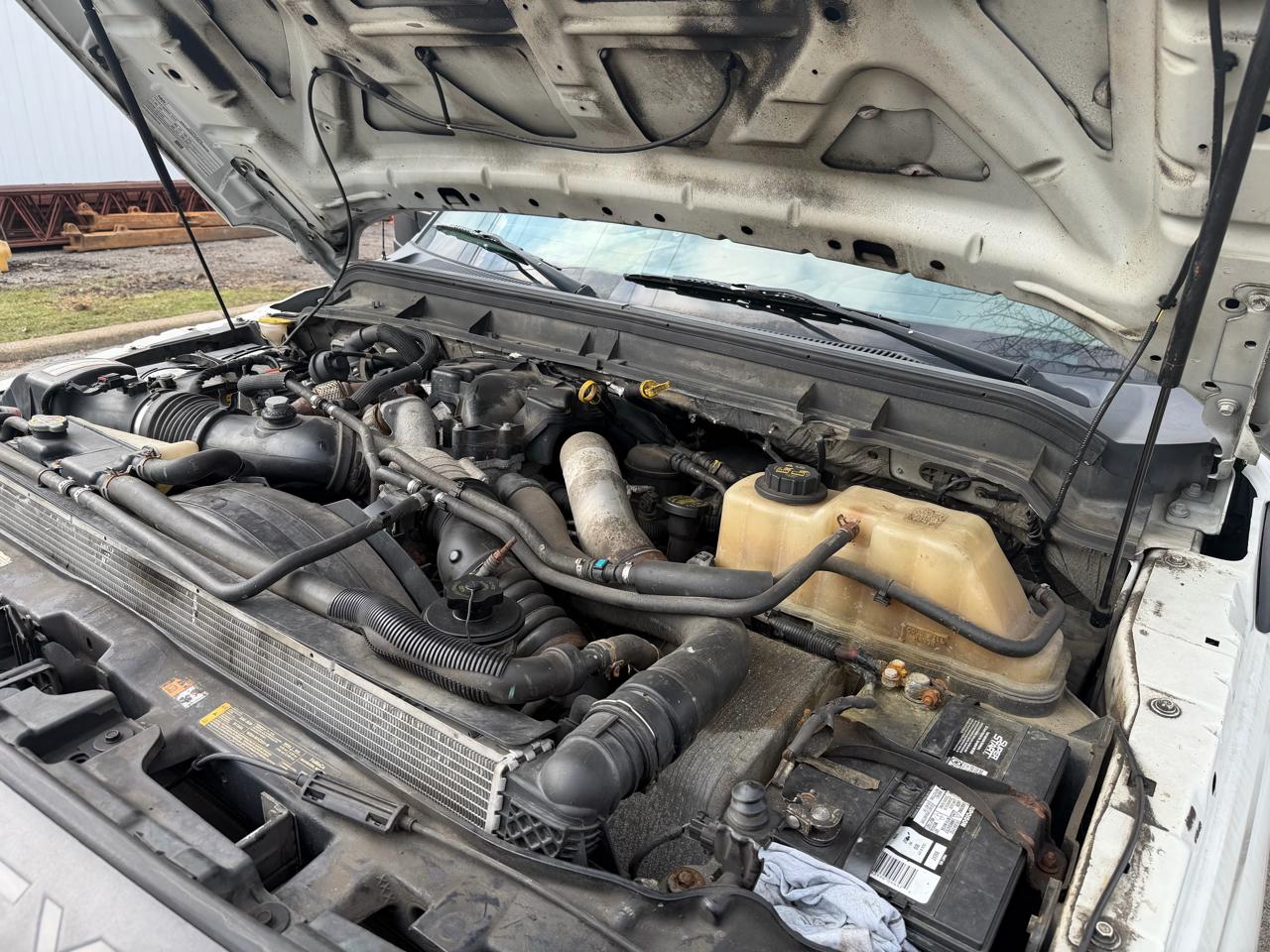 Ford Super Duty F-250 SRW 4WD Crew Cab 172" XL 2015