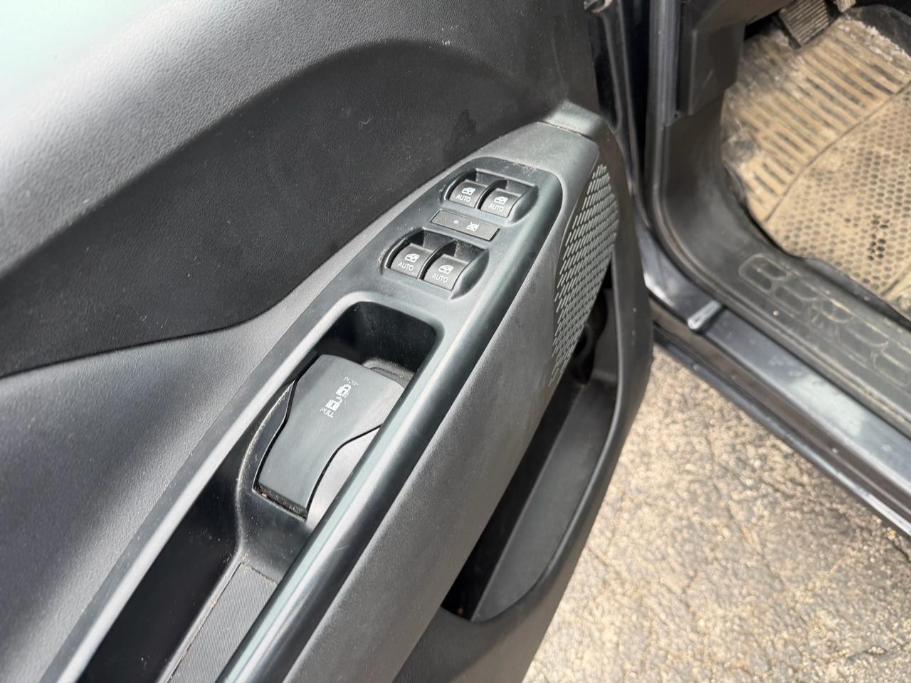 RAM ProMaster City Cargo Van 122" WB Tradesman SLT 2017