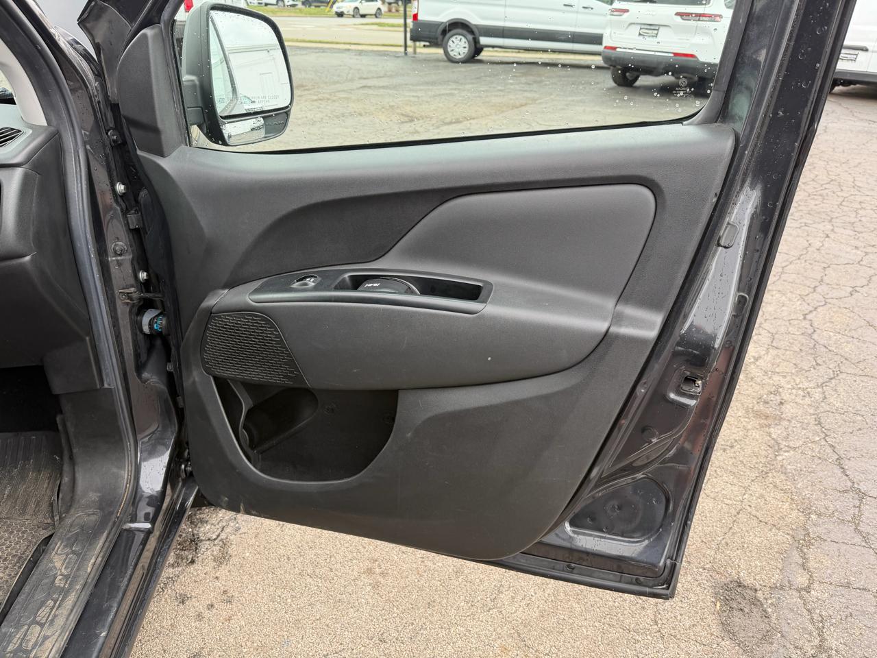 RAM ProMaster City Cargo Van 122" WB Tradesman SLT 2017