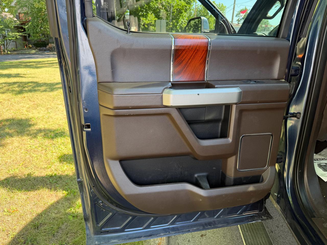 Ford F-350 SD King Ranch Crew Cab Long Bed DRW 4WD 2020