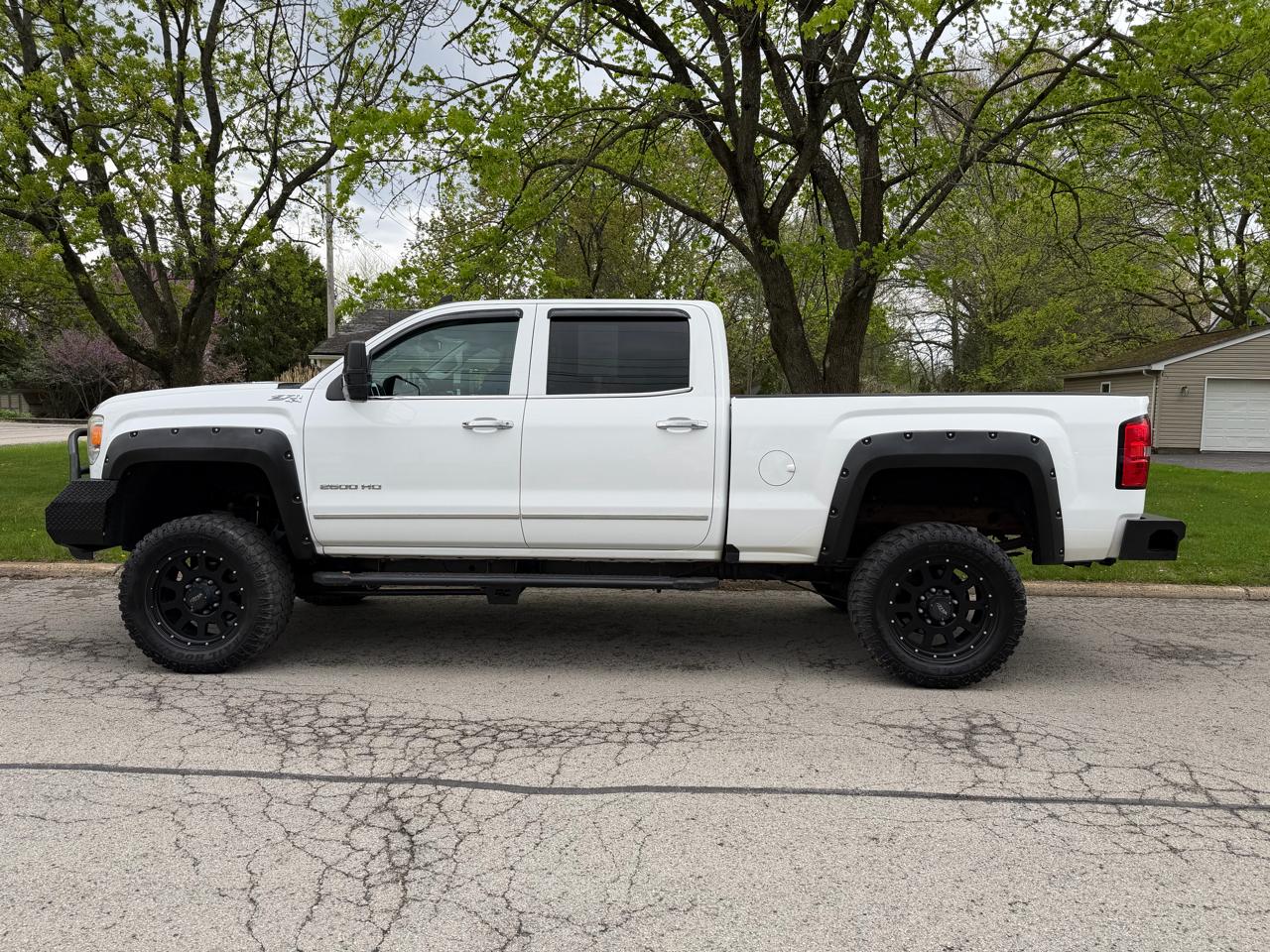 GMC Sierra 2500HD SLT Crew Cab Short Bed 4WD 2016