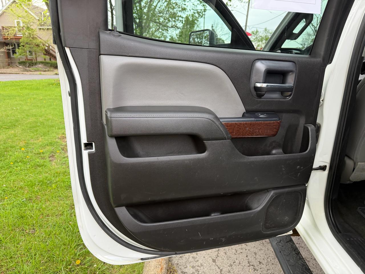 GMC Sierra 2500HD SLT Crew Cab Short Bed 4WD 2016