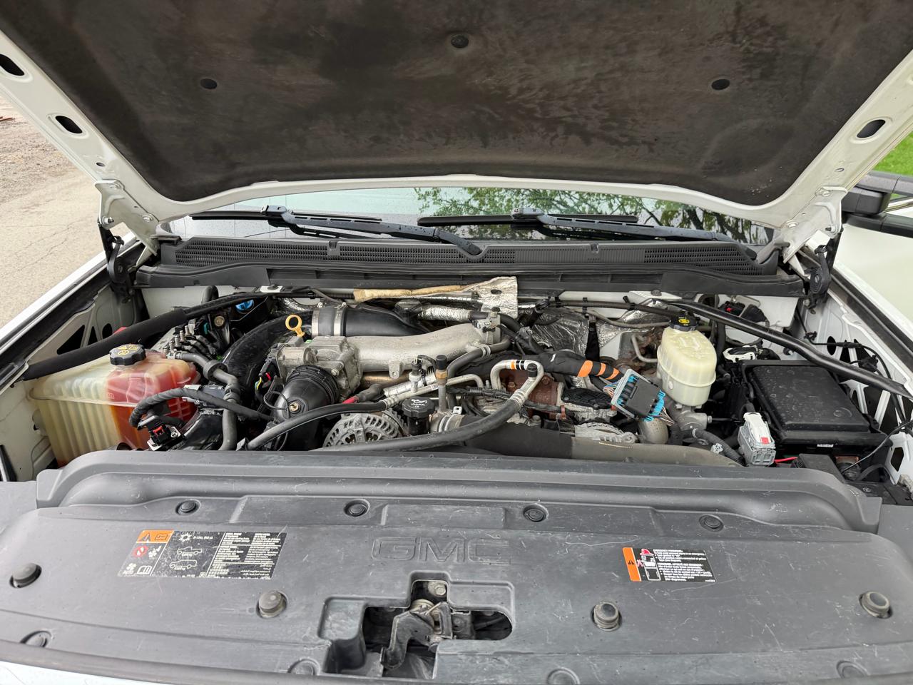 GMC Sierra 2500HD SLT Crew Cab Short Bed 4WD 2016