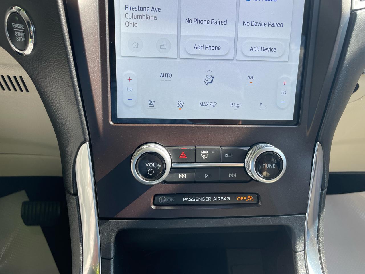 Ford Edge 4dr Titanium AWD 2021